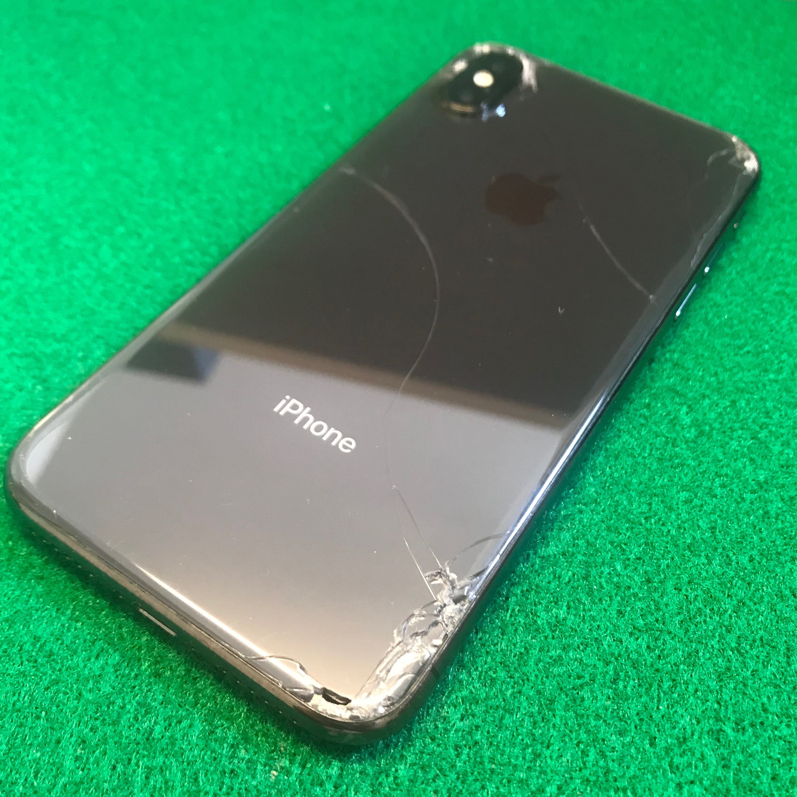 立川市からのお客様 Iphonex アイフォンx の背面ガラス交換修理 機種 Iphone X 修理事例のご紹介